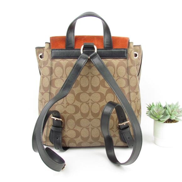 Coach Kleo Backpack In Signature Canvas - Picture 2 of 9